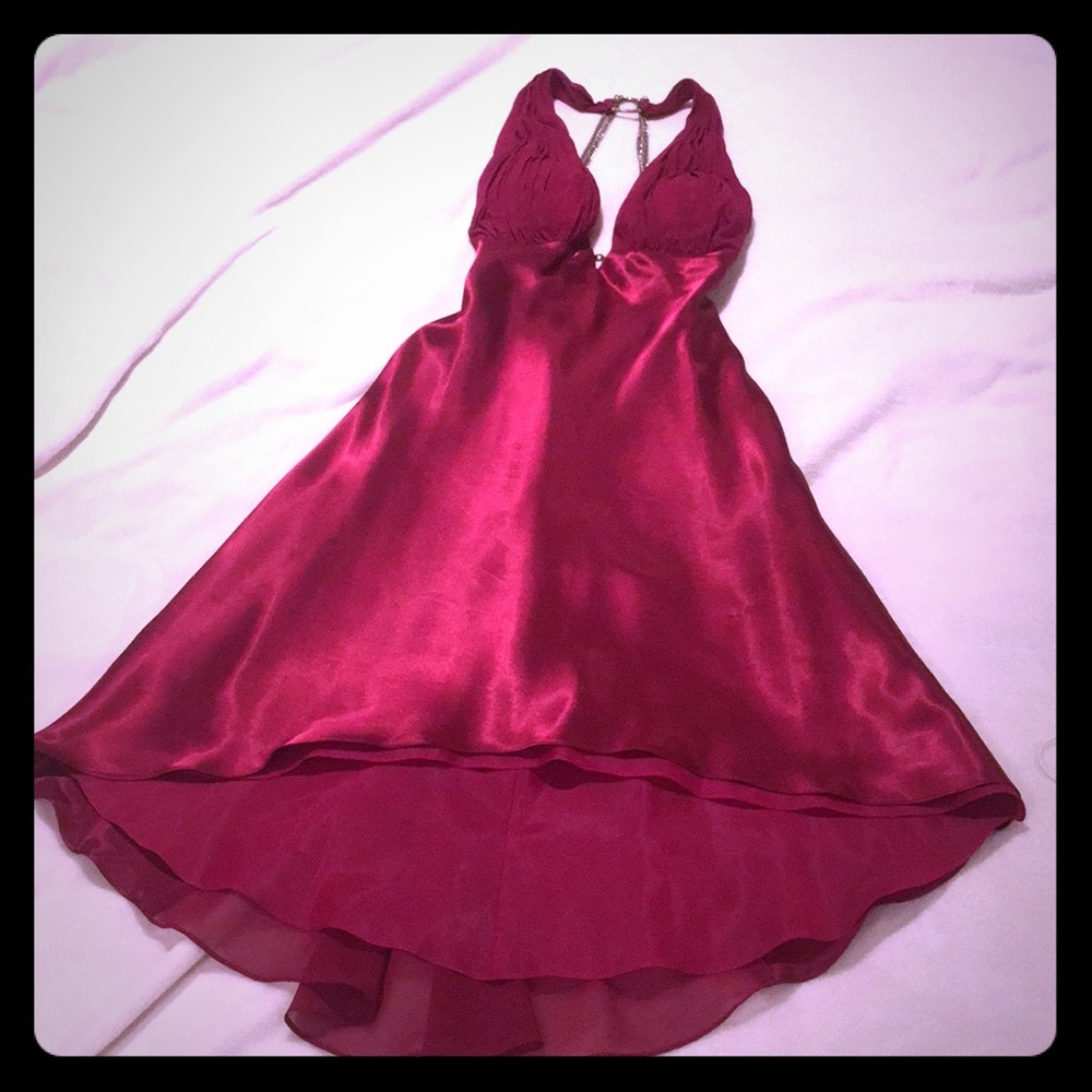 Gorgeous Chain Back Red Formal Dress size 4